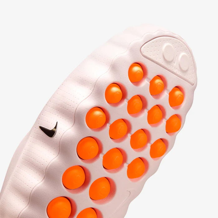 Nike Mind 001